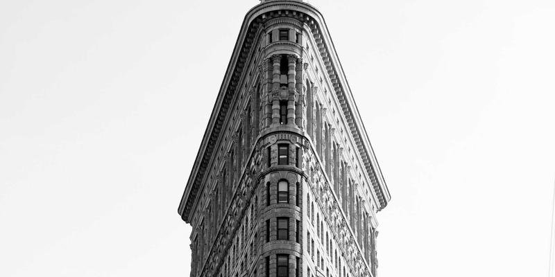 2024购车指南：新能源汽车选购与热门车型深度评测